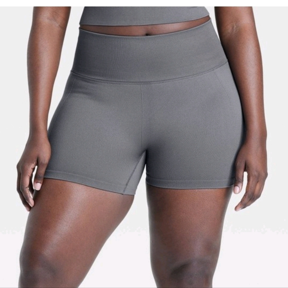NEW ALL IN MOTION Women's Seamless High Rise Ribbed Bike Shorts size XL